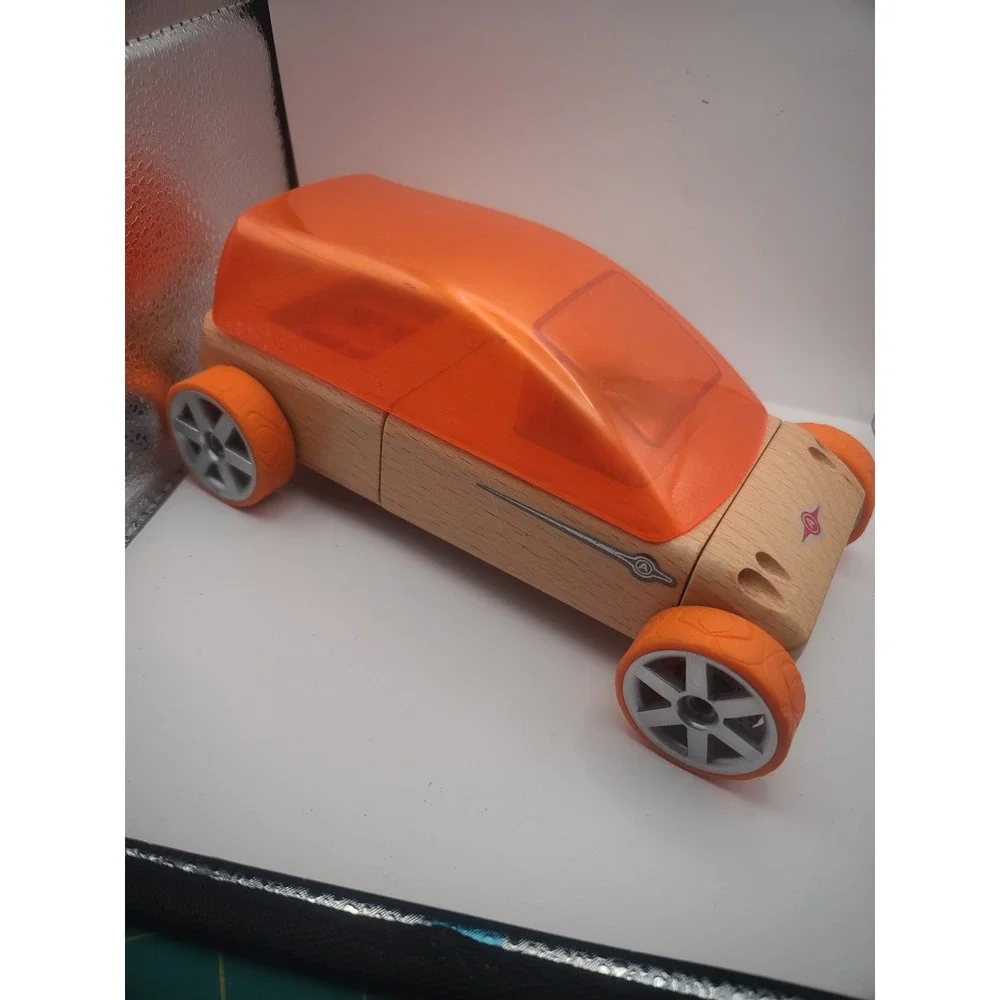 Automoblox M9 Sport Van Wooden Toy Car Orange Calello Modular 2015 1702015100